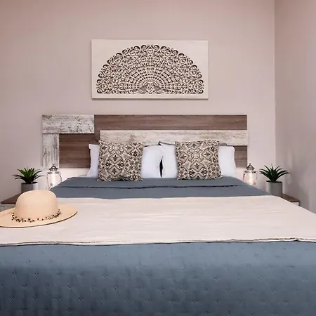 Stunning Beachfront Penthouse Apartment Estepona
