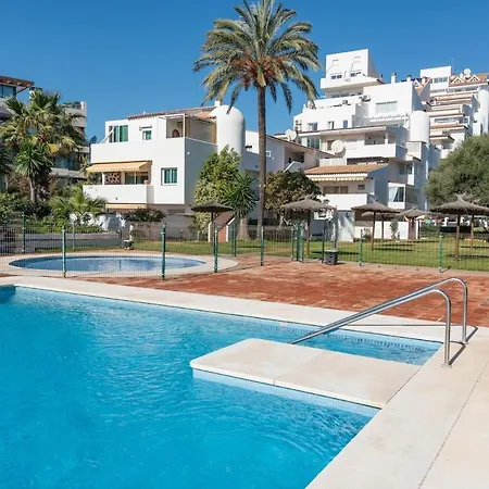 Apartment Stunning Beachfront Penthouse Estepona