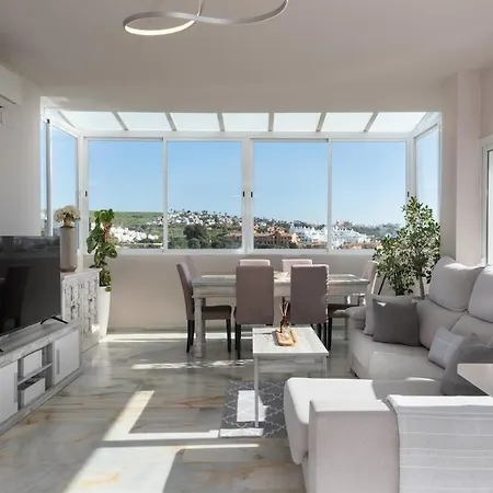 Apartment Stunning Beachfront Penthouse *
